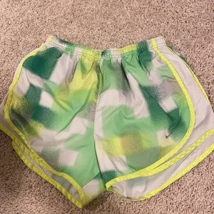 Nike small shorts